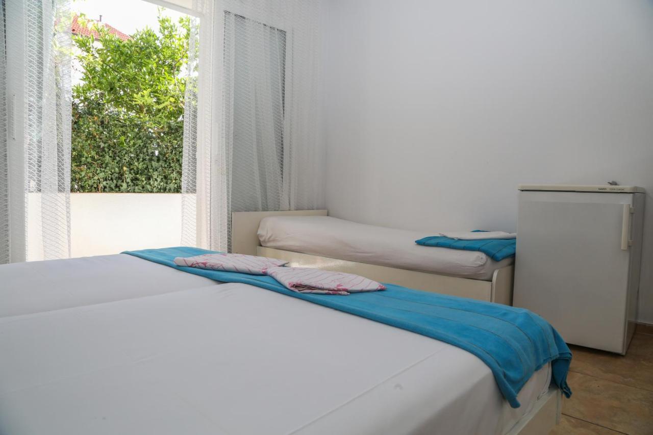 Apartments Butkovic Hvar Town Exteriör bild