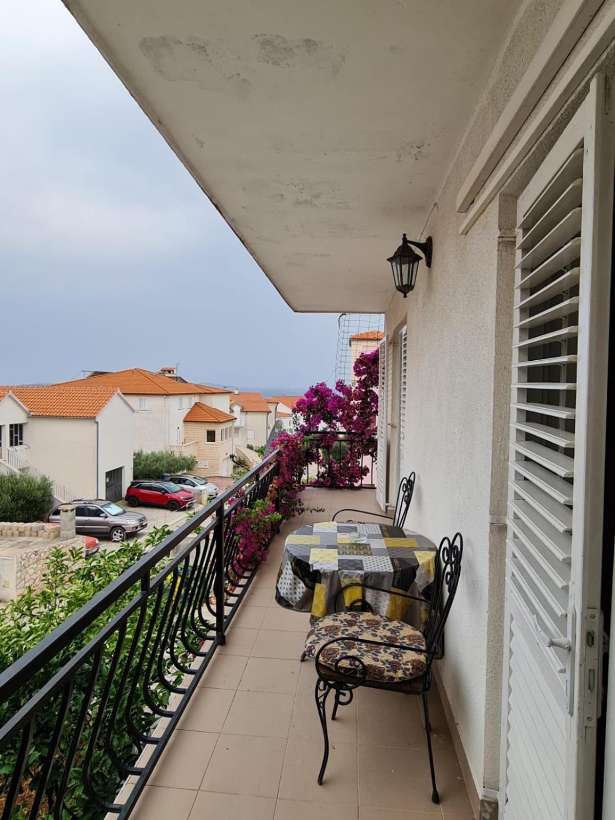 Apartments Butkovic Hvar Town Exteriör bild